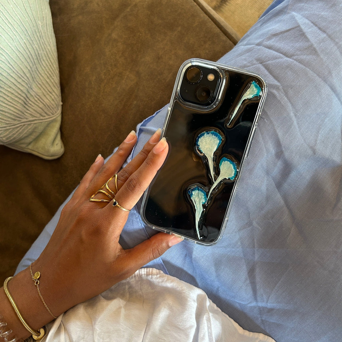 Azure Calm — Carnation Case Samsung - Nacre Studio